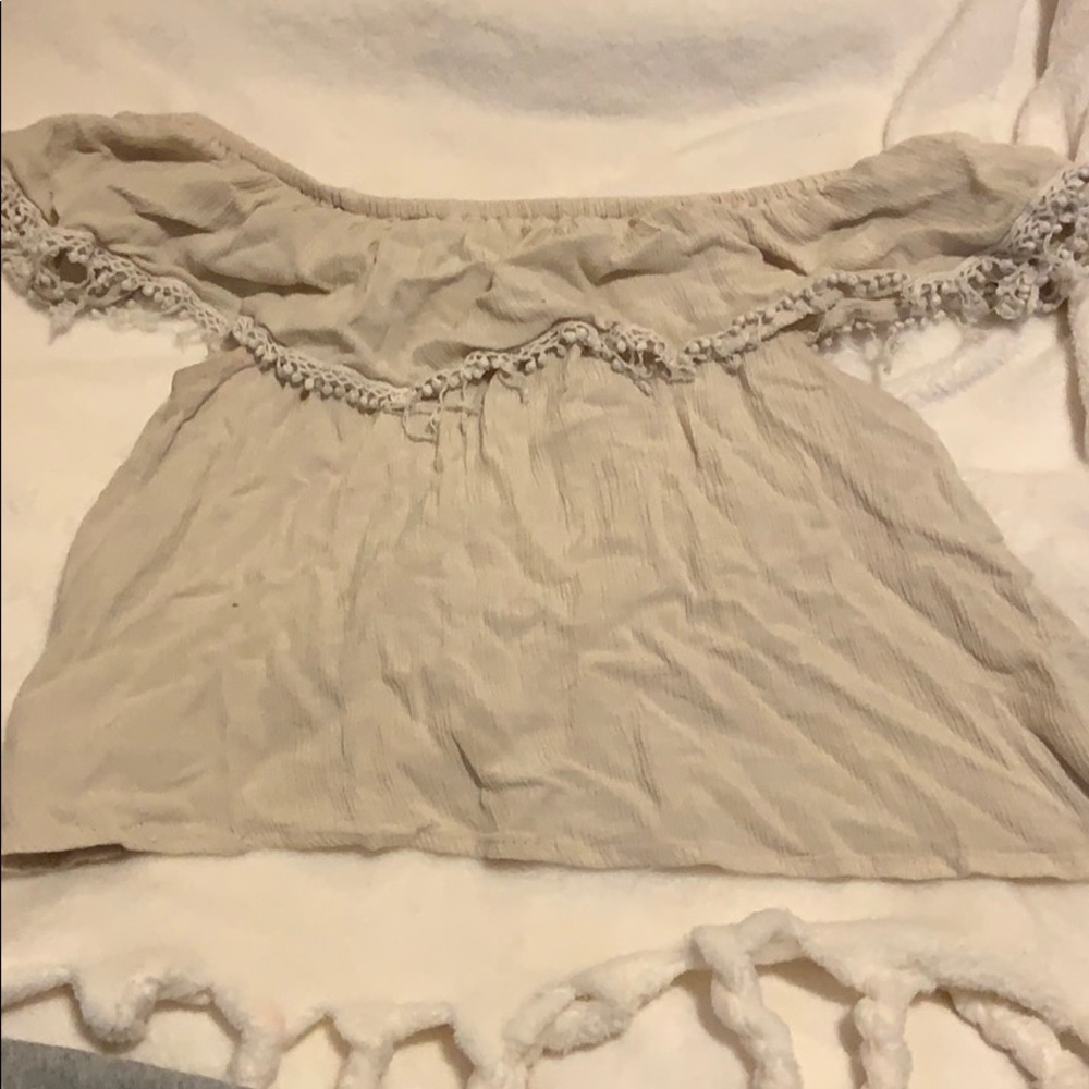 off the shoulder crop top !